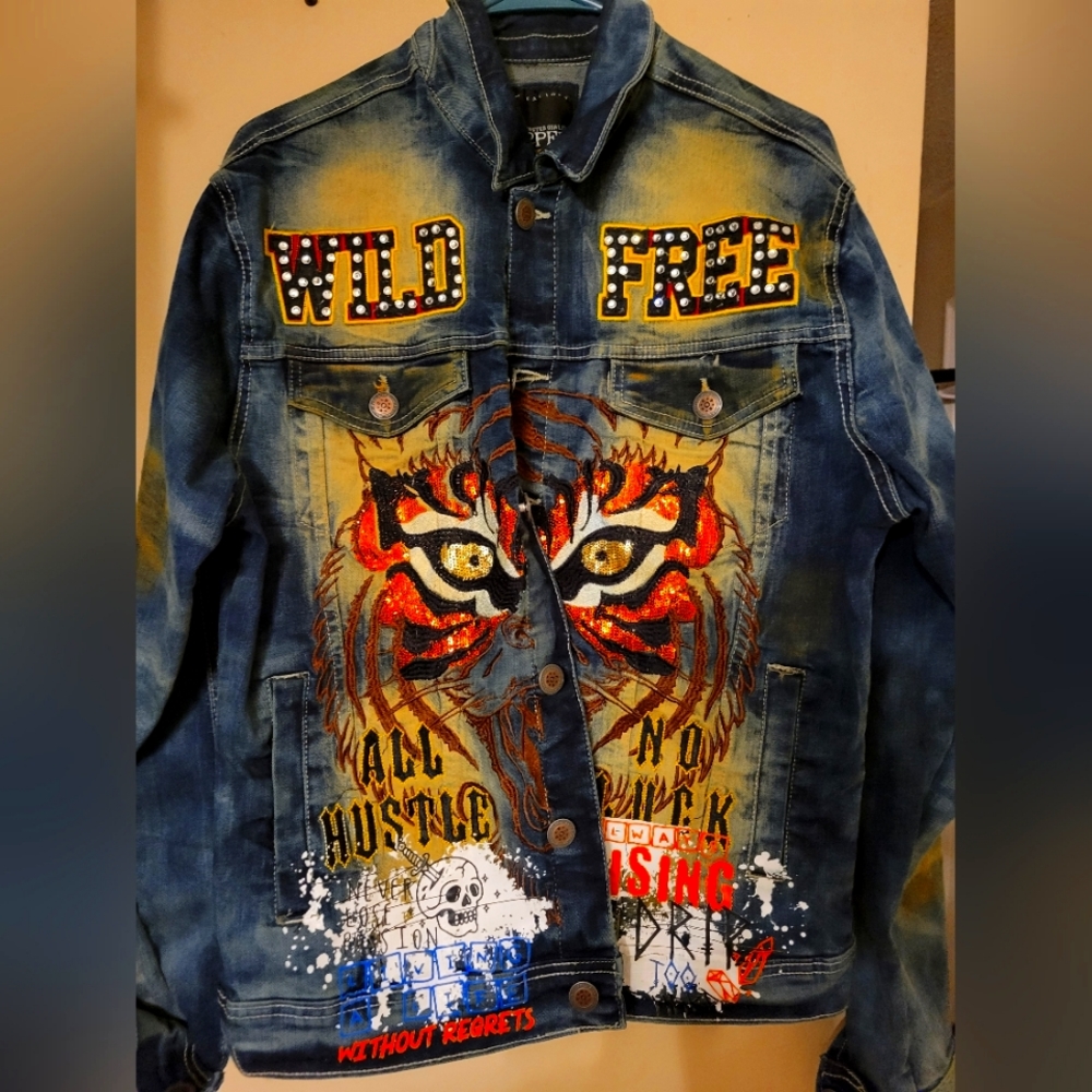 Copper Rivet men size medium Blue Gold Orange